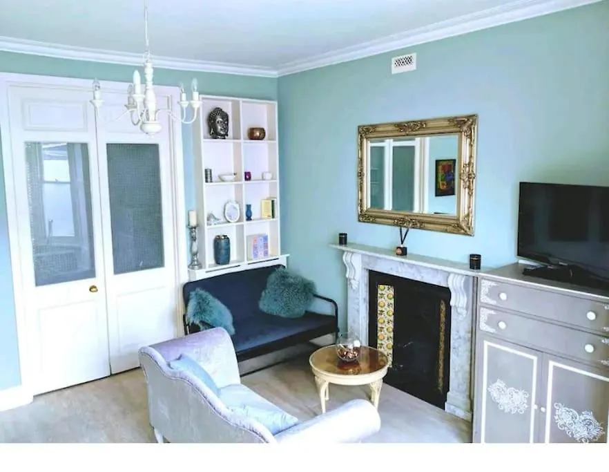 Beautiful Ground Floor Apartment With Parking, אקסטר